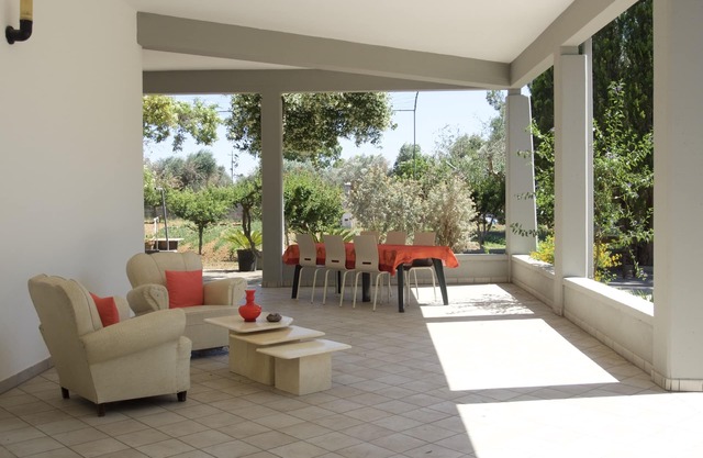 5 * Air Conditioned Villa for 10 people