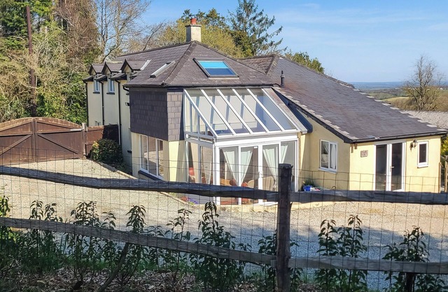 5 bedroom accommodation in Folly Gate, near Okehampton