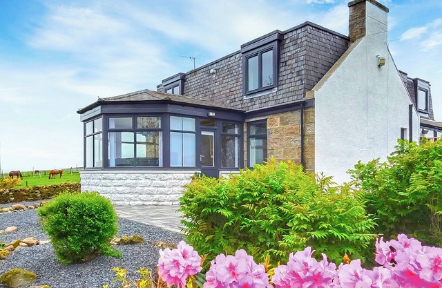 5 bedroom accommodation in Inverurie