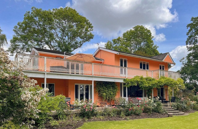 5 bedroom accommodation in Geldeston, near Beccles