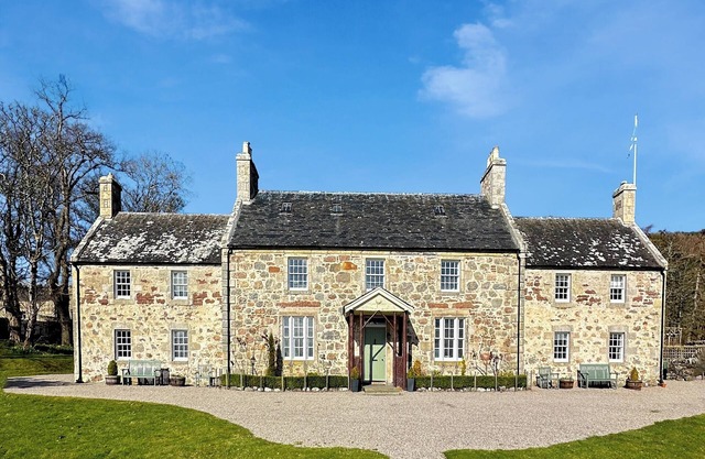 5 bedroom accommodation in Golspie