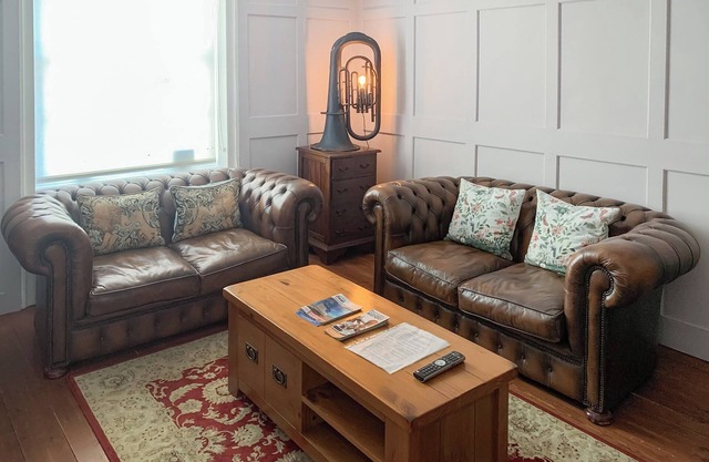 5 bedroom accommodation in Deal