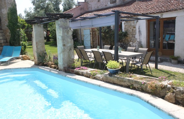 5 bedroom gite with private pool in village setting