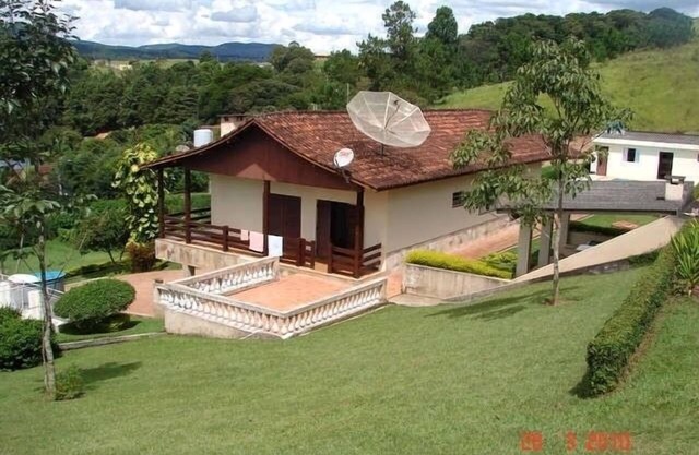 5 Bedroom House with BEAUTIFUL View of Pedra Grande