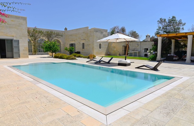 5 bedroom Masseria with heated pool and tennis court
