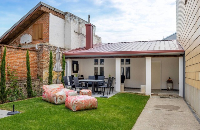 5 bedroom nice home in Rechnitz