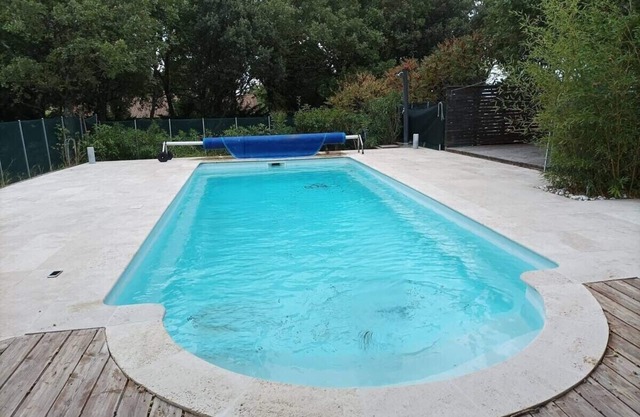 5 Bedroom Villa with Swimming Pool and Garden