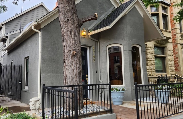 5 bedrooms 3 baths 2800 sqft Heart of Denver Downtown!