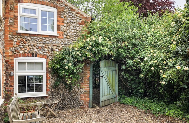5 Carpenters Cottages