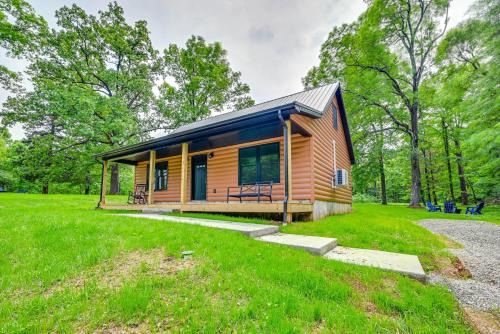 5 Mi to Mammoth Cave Peaceful Retreat with Fire Pit