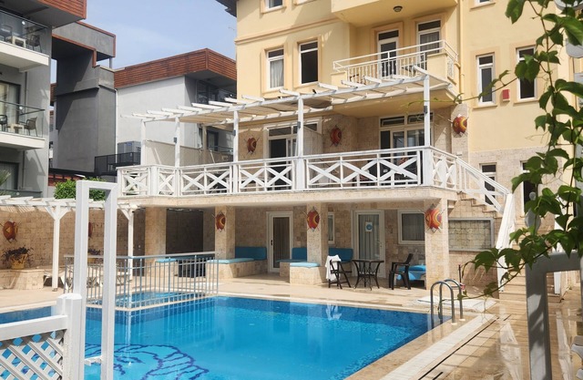 5 minute to the beach famıly sized one bedroom apartment