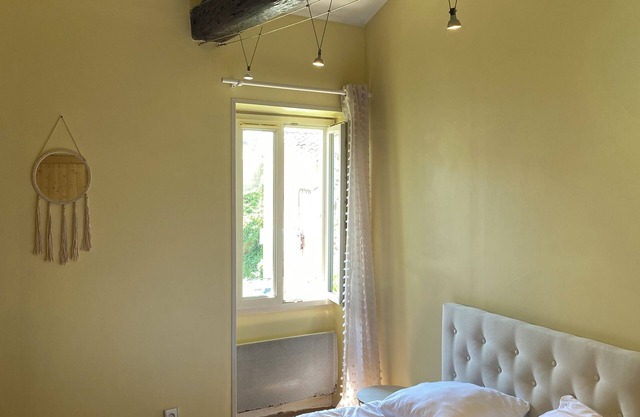 5 mn from montelimar sud. Very good location