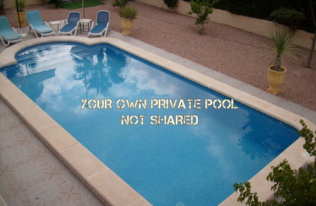 5 Star, Benferri, 50 Mb WiFi, Air Con, Sky TV, Netflix. Your Own Private Pool.