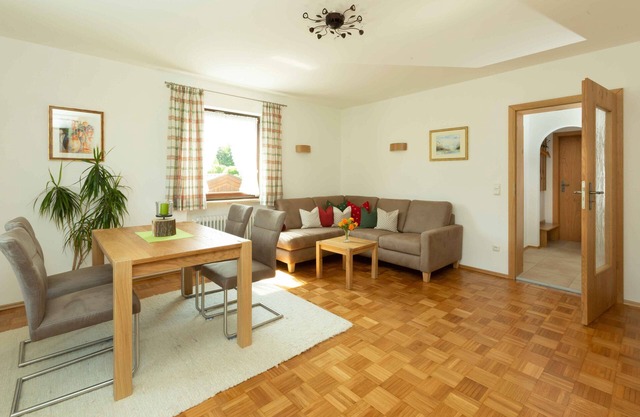 5-star vacation apartment with balcony and view of the Chiemgau mountains