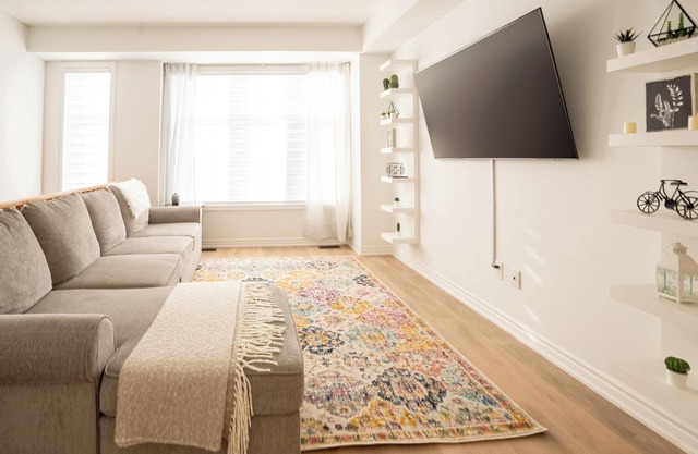 50 Minutes from Toronto Downtown. Brand New Cozy, Modern, & Instaworthy