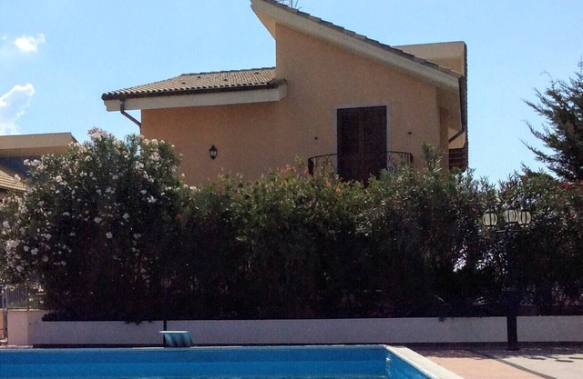 500 meters to Scala dei Turchi beach! New apartment with pool and porch sea views!