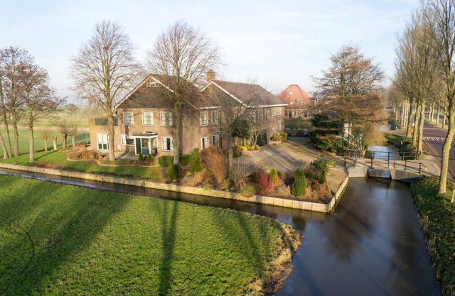 6-10 pers family home in the country, 15km from Amsterdam