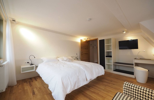 6 Als-Ob-Zimmer, 28qm, 1 Schlafraum, max. 2 Personen