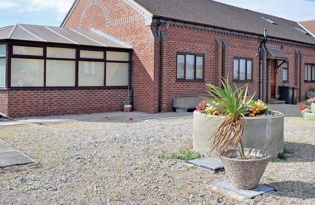 6 bedroom accommodation in Stenson, near Derby