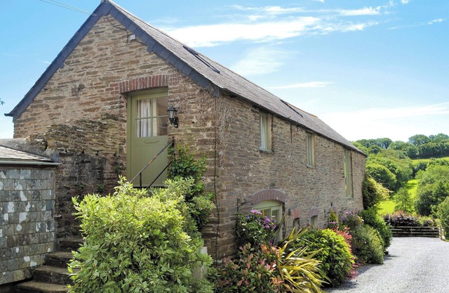 6 bedroom accommodation in Chillington, near Kingsbridge