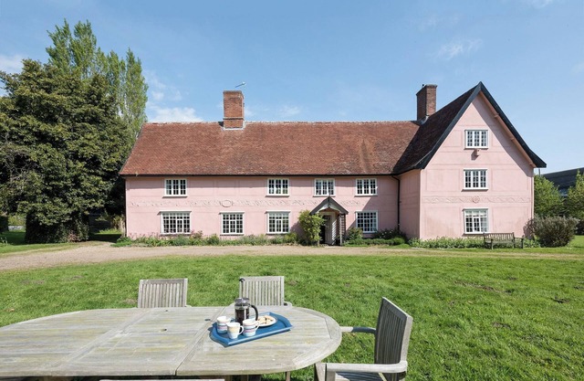 6 bedroom accommodation in Henham, near Southwold