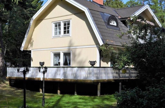 6 bedroom apartment in Djurhamn