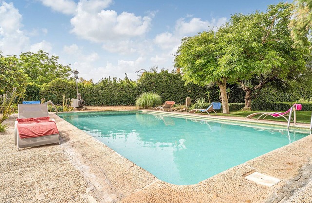 6 bedroom beautiful home in Tocon