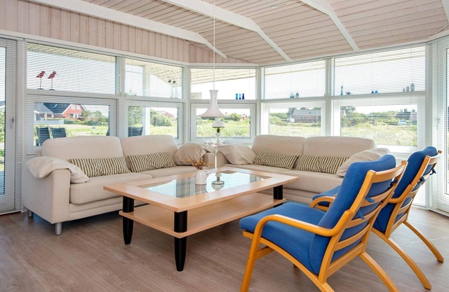 6 person holiday home in Rømø