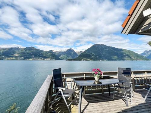 6 person holiday home in Leikanger