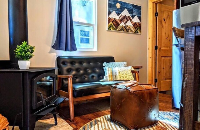 # 6. The Hawks Hideout - Cabin W/Lake Views