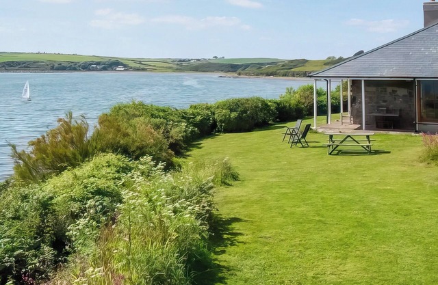 7 bedroom accommodation in St Ishmaels Musslewick, near Broad Haven