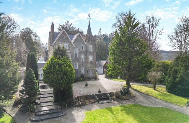 7 bedroom accommodation in Llanarth