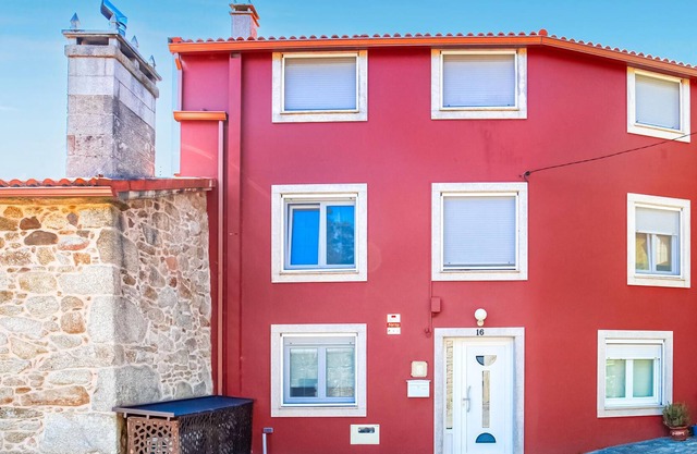 7 bedroom accommodation in Vimianzo