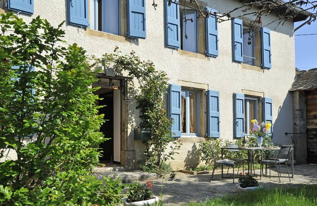7 km from the capital. Ideal situation to radiate and discover Lozère