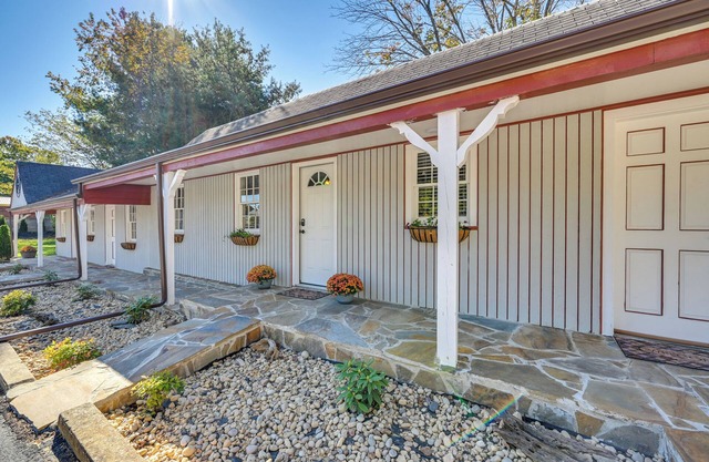 7 Mi to Mammoth Cave Nat'l Park: Cozy Apartment!