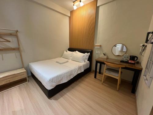 7 minutes driving to TC Beach 123 Guest House