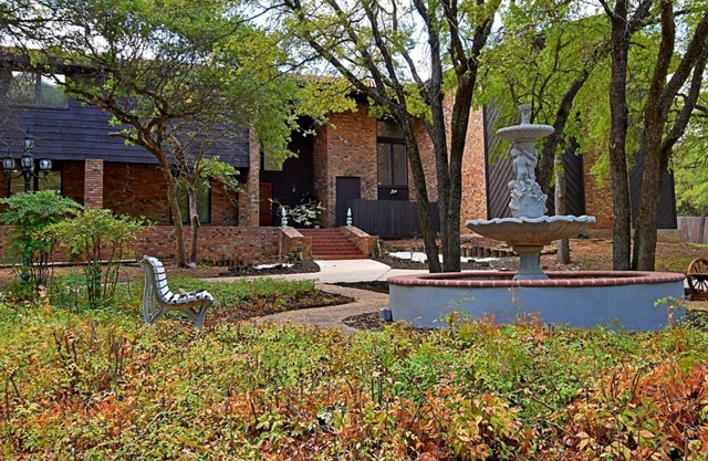 7000 sqft house on 5 acre with pool and indoor basketball/Raquetball court