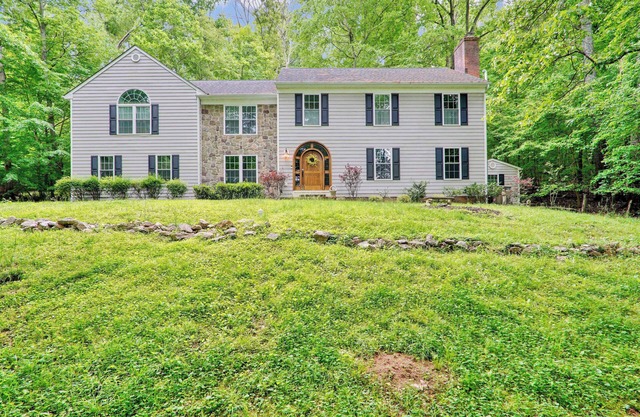 8-Bedroom Luxury Home in Baltimore County