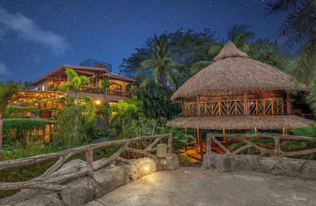 8 Luxury homes in a Private Oasis at Balu Retreat Center