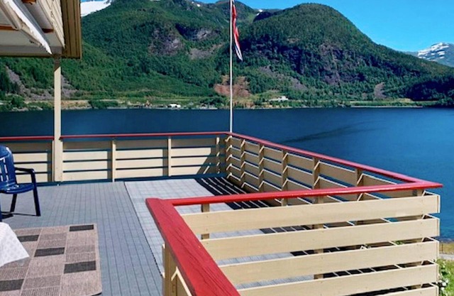 8 person holiday home in Austefjorden