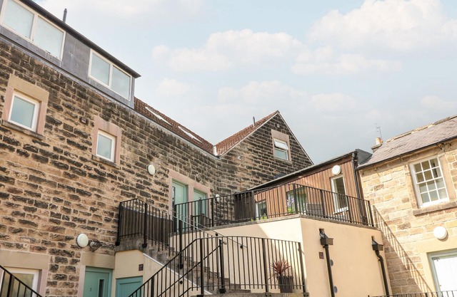 8 TAWNEY HOUSE in Matlock