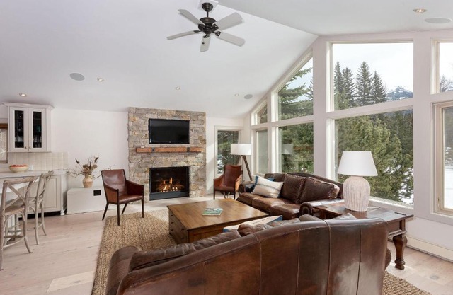 8166 Nicklaus North