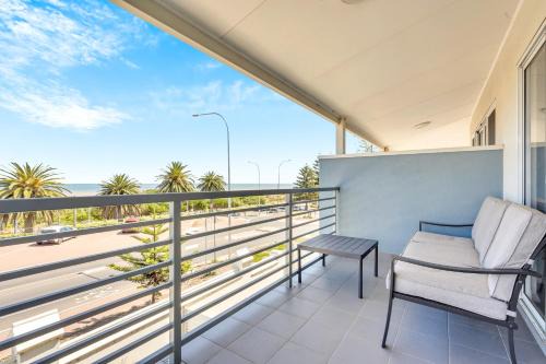 96B Esplanade, Semaphore