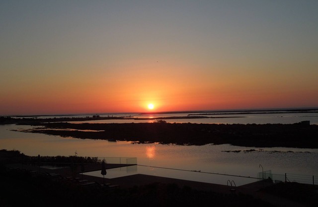 A beautiful one bedroom apartment - right on the waterfront in the Ria Formosa.