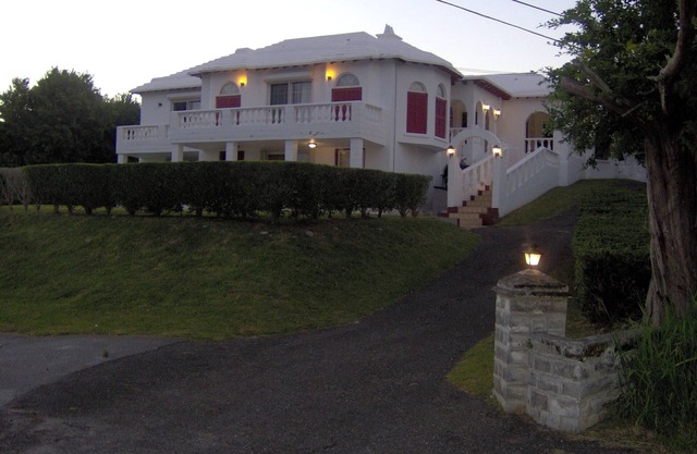 A Bermudaful Experience In The Middle Of Paradise