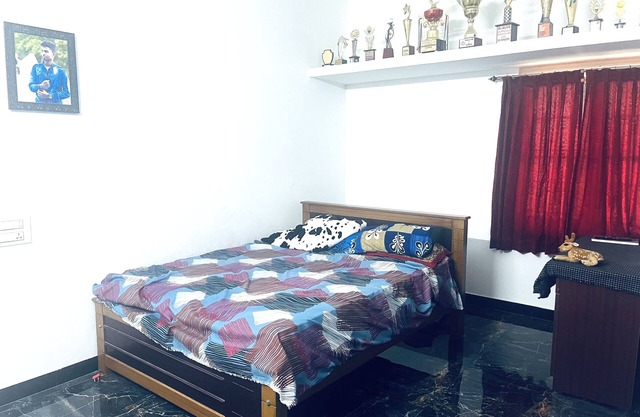 A/C 3BHK house with great views,Full kitchen strong WI-FI in heart of Pollachi.