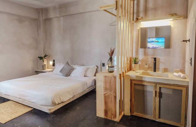 A/C Bedroom Private Apt Zicatela Daily Clean