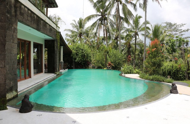 A Calm & Beautiful 3 Bedrooms Villa in Ubud