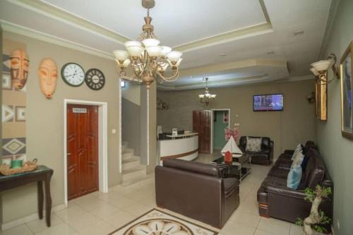 A Charming Retreat and Free Breakfast