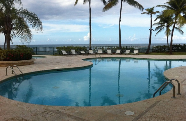 A cozy, private village in paradise ~ Includes a golf cart!